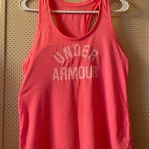 UNDER ARMOUR ATHLETIC TOP